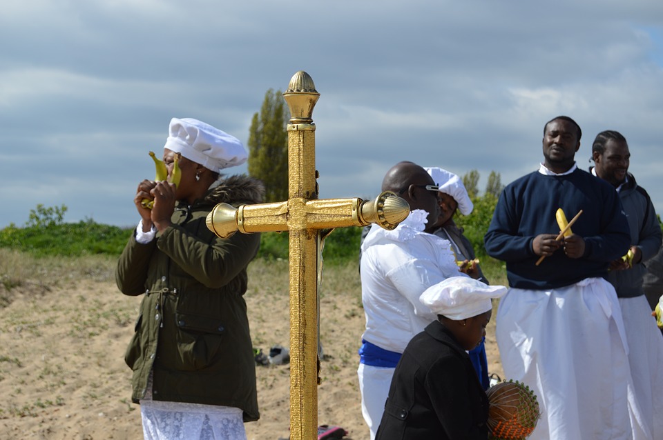 african-religion-spiritcrossing